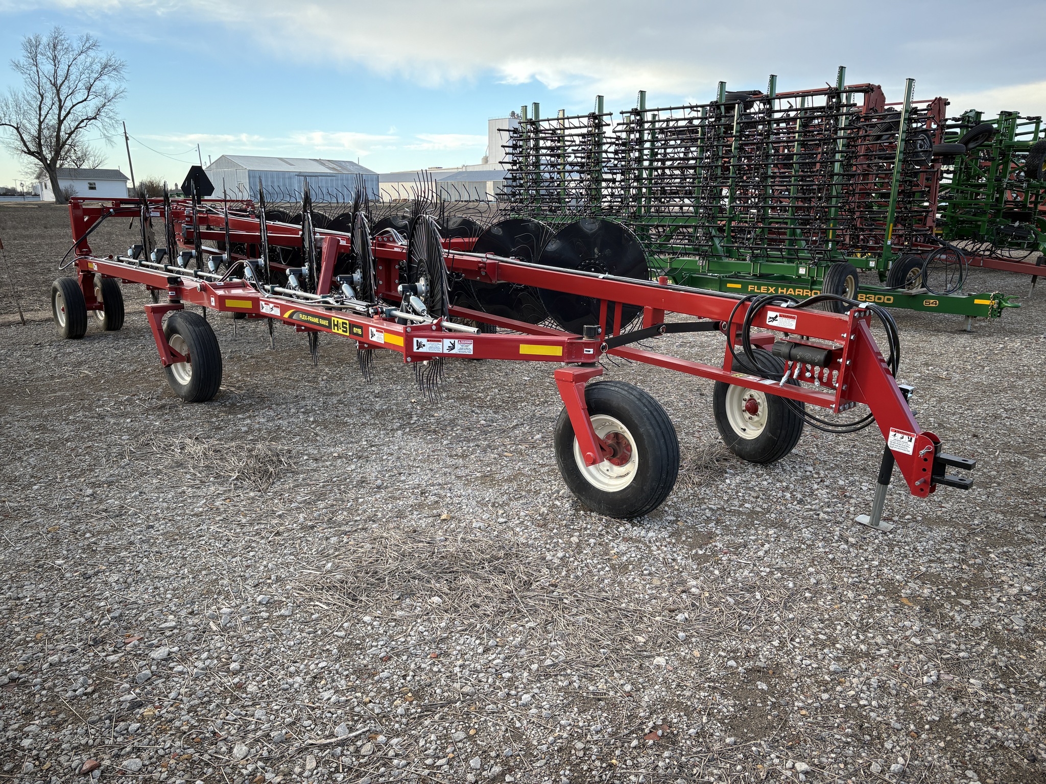 2024 H&S FF6116 Image 2