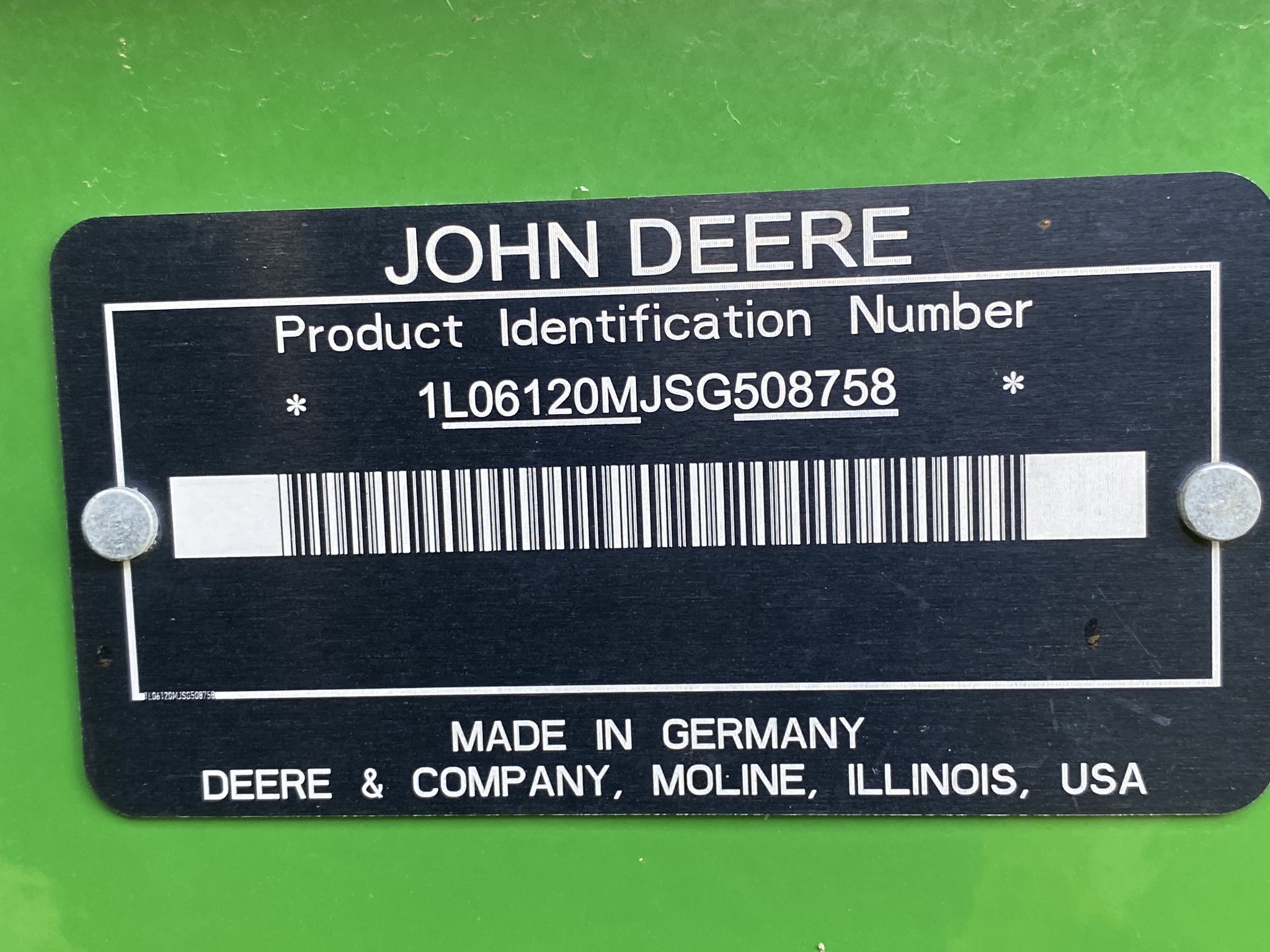 2025 John Deere 6120M Image 11