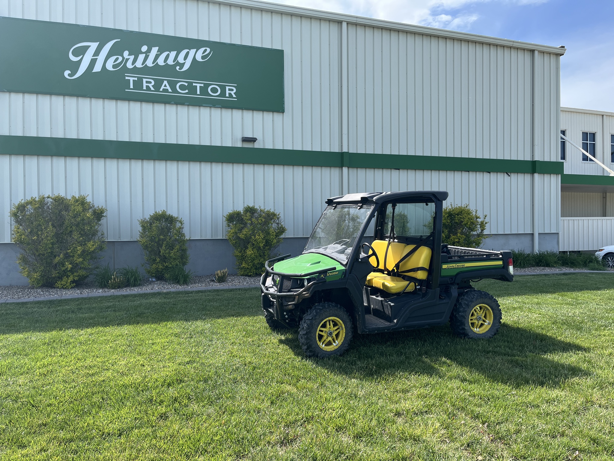  2019 John Deere XUV 835M at Heritage Tractor in Adrian, MO