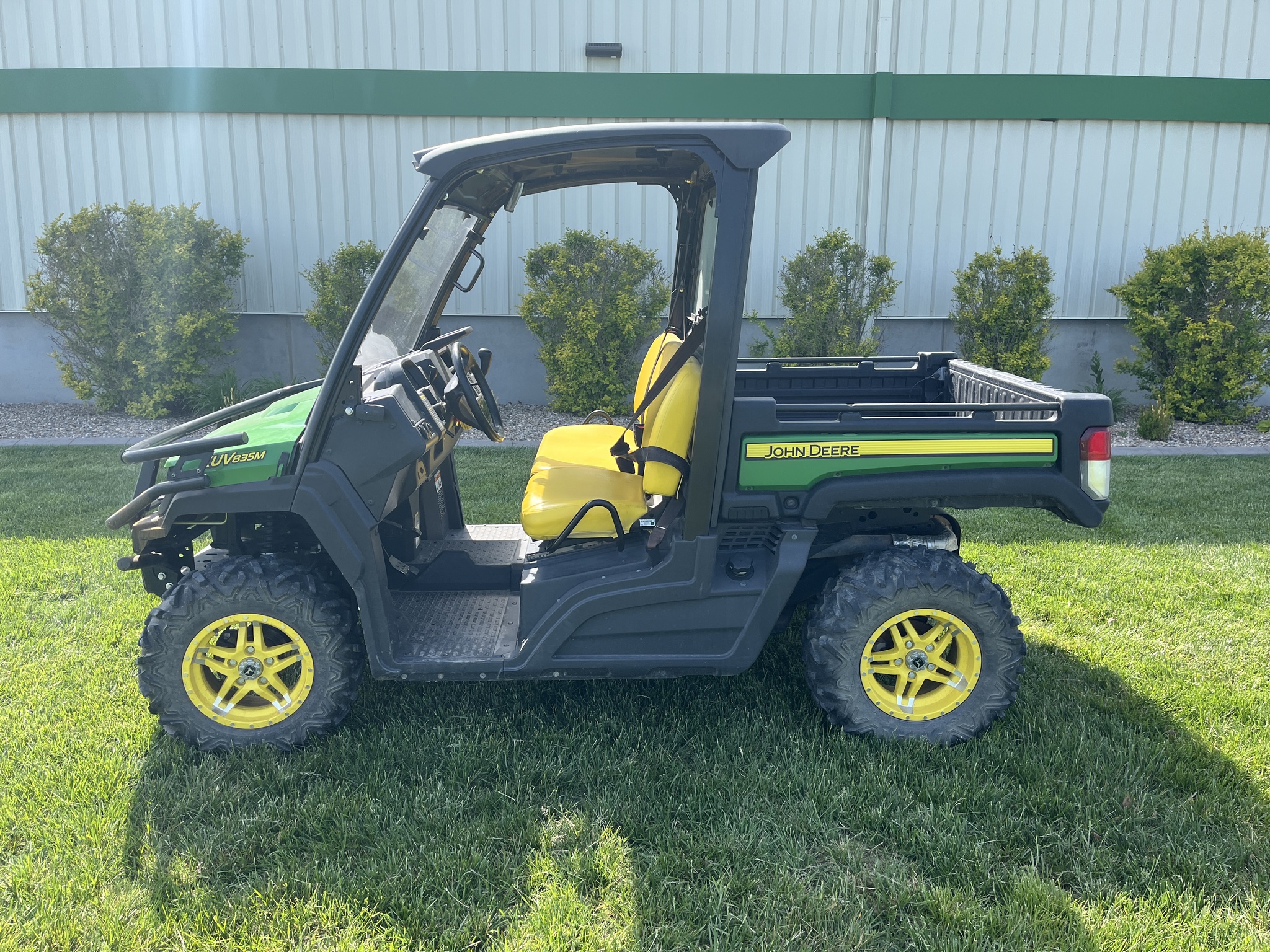  2019 John Deere XUV 835M at Heritage Tractor in Adrian, MO