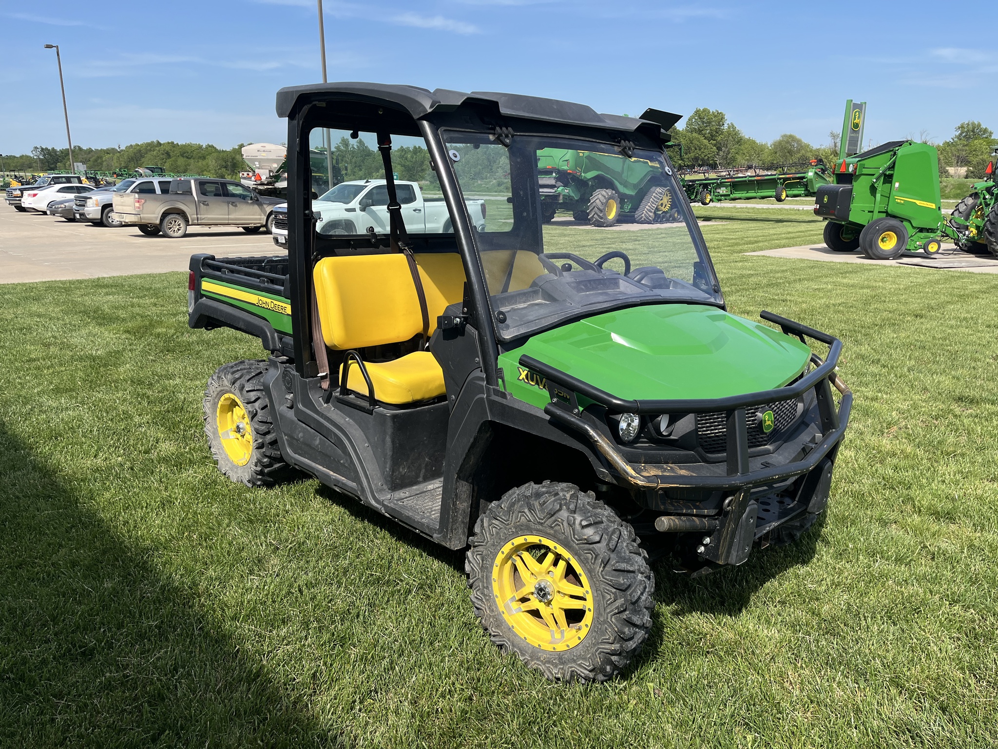  2019 John Deere XUV 835M at Heritage Tractor in Adrian, MO