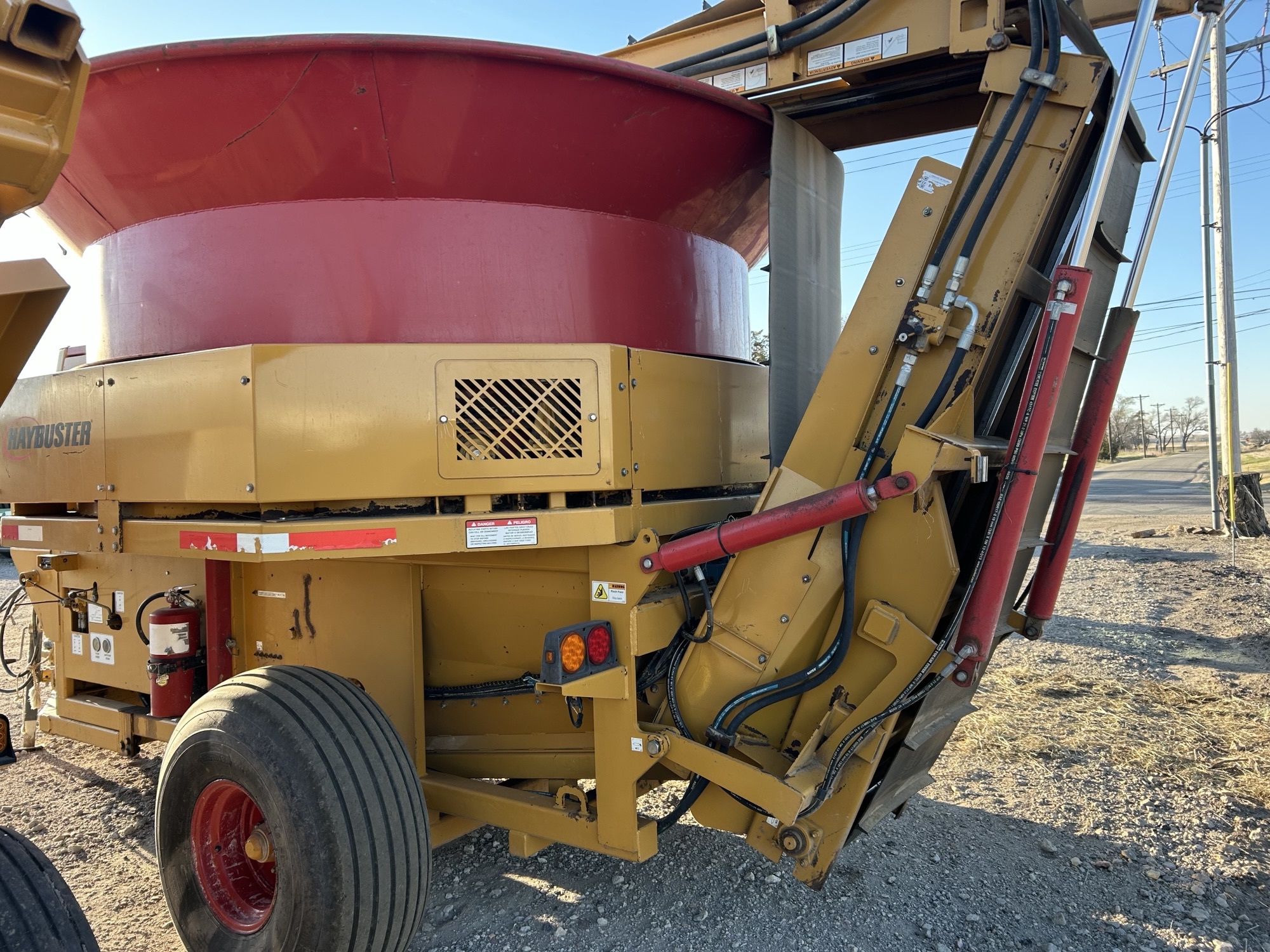 2014 Haybuster H1130 Image 4