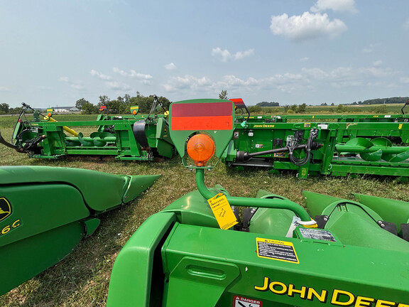 Used 2012 John Deere 608C Corn and Row Crop headers at Koenig Equipment in Anna, OH - Photo16
