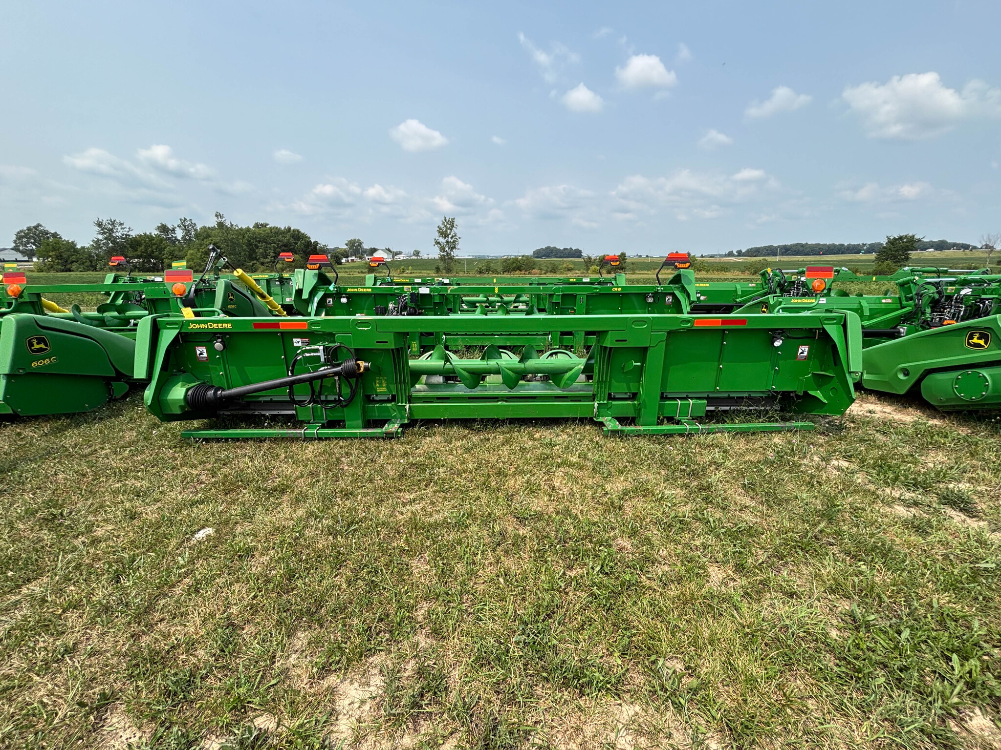 Used 2012 John Deere 608C Corn and Row Crop headers at Koenig Equipment in Anna, OH - PhotoXL2