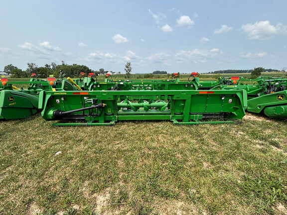 Used 2012 John Deere 608C Corn and Row Crop headers at Koenig Equipment in Anna, OH - Photo2