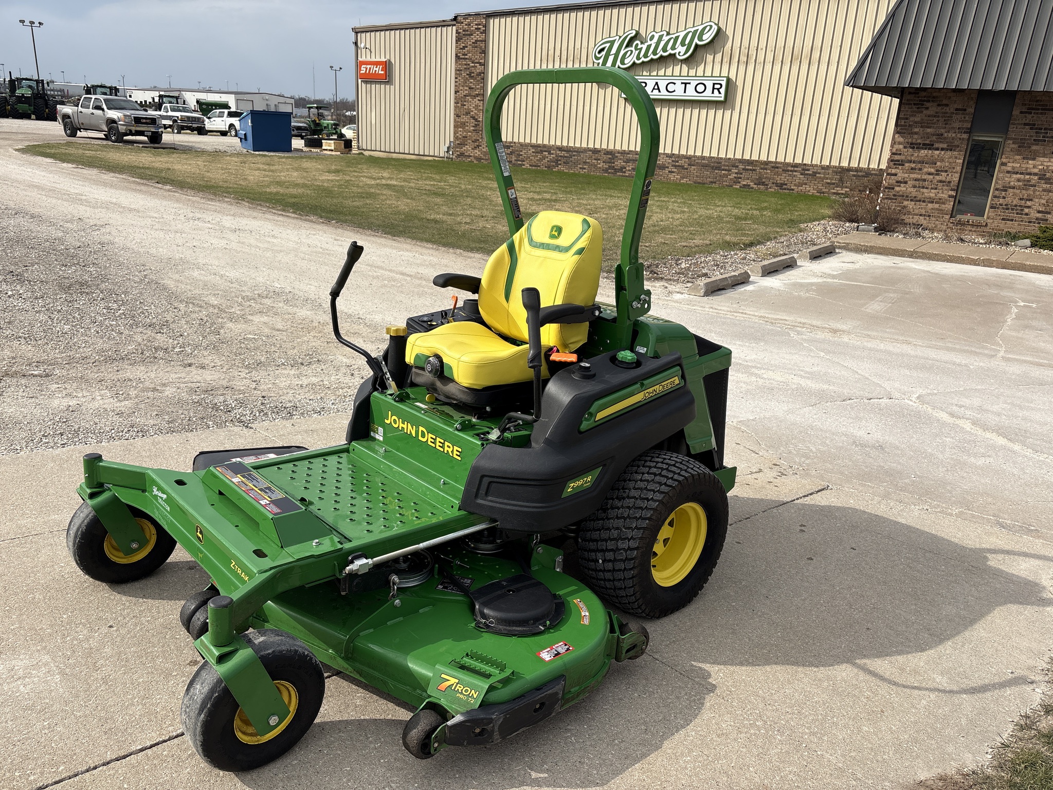  2025 John Deere Z997R at Heritage Tractor in Geneseo, IL