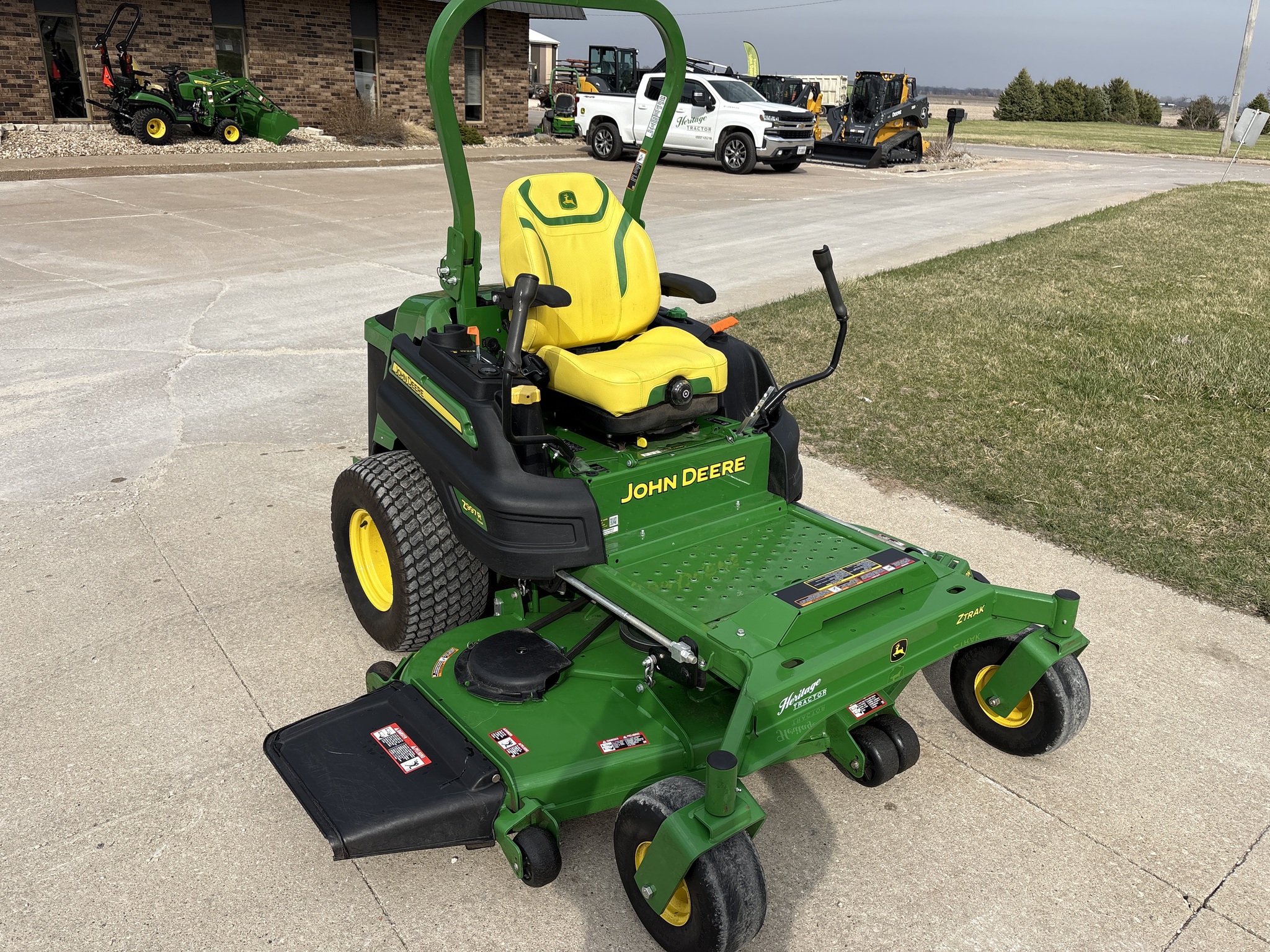  2025 John Deere Z997R at Heritage Tractor in Geneseo, IL