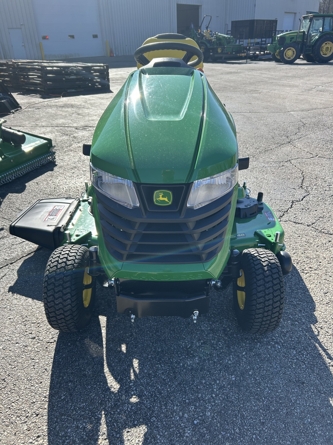 2026 John Deere X330 Image 7