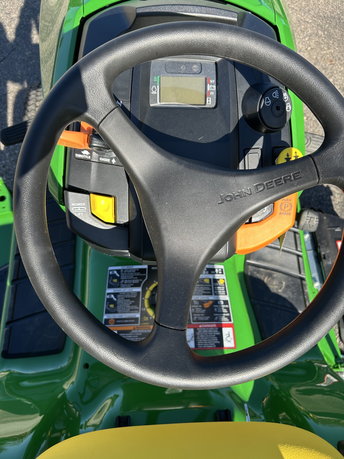 2026 John Deere X330 Image 12