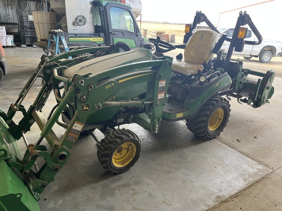 John-Deere-1025R-25343
