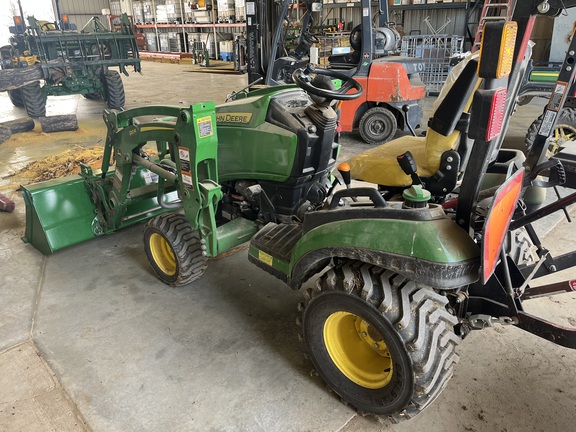John-Deere-1025R-25343