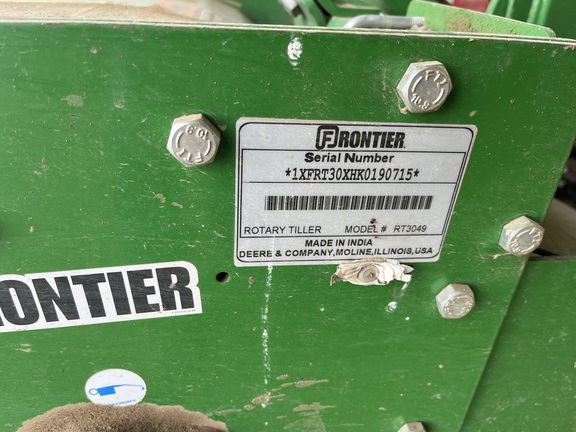 John-Deere-1025R-25343