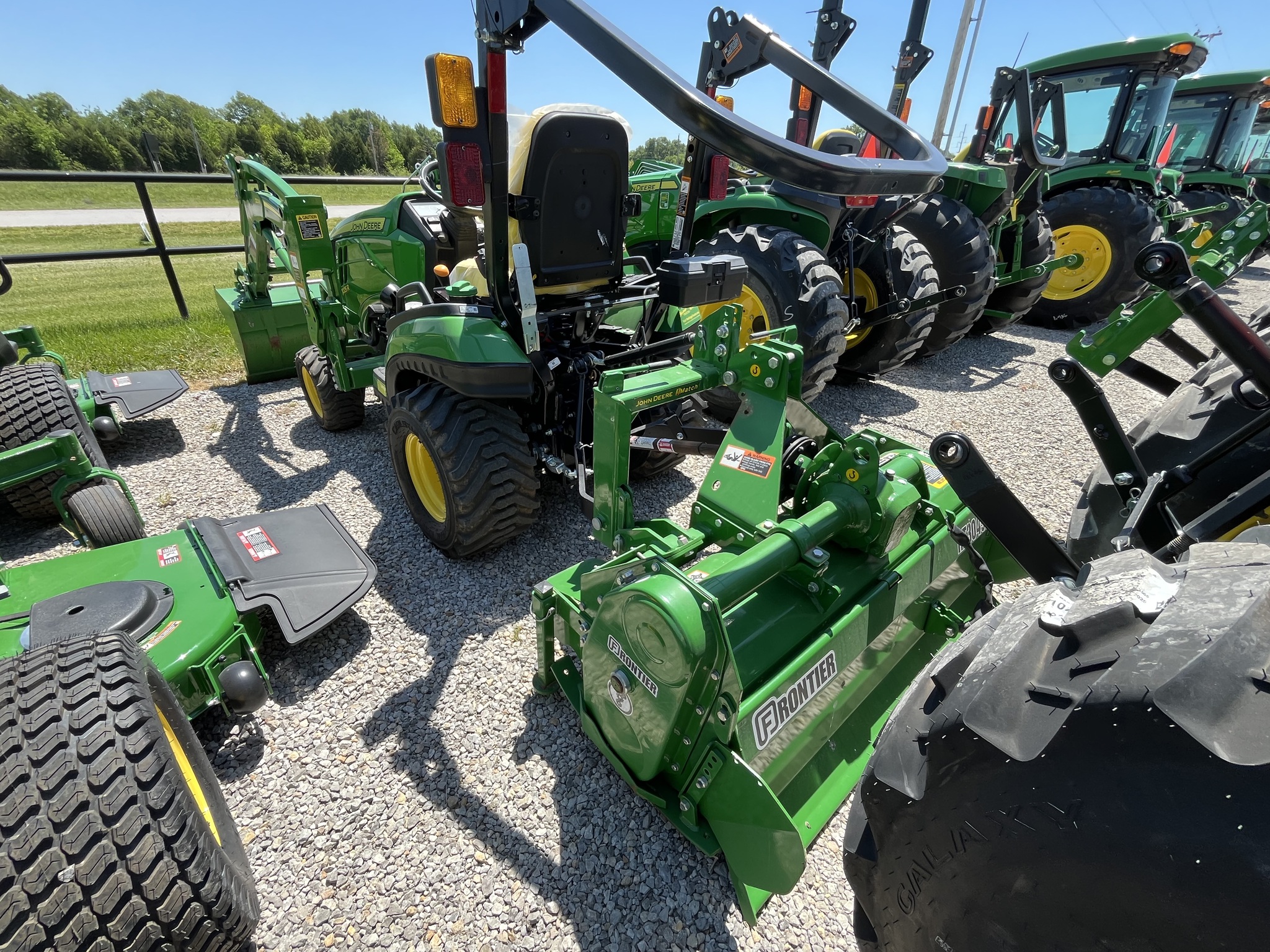  2024 John Deere 1025R at Heritage Tractor in Pittsburg, KS