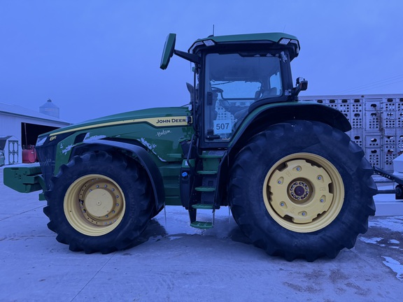 Photo of 2022 John Deere 8R 410