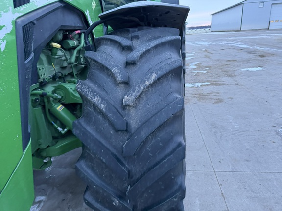 Photo of 2022 John Deere 8R 410