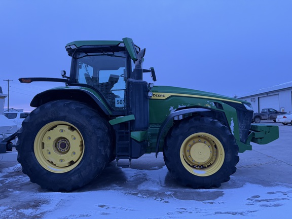 Photo of 2022 John Deere 8R 410