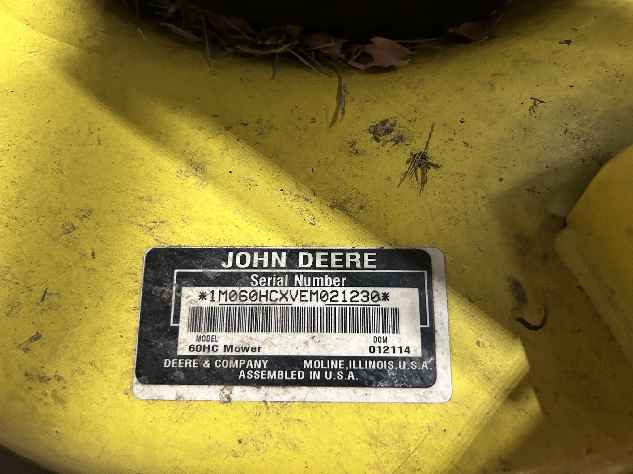  2014 John Deere X750 at Heritage Tractor in Streator, IL