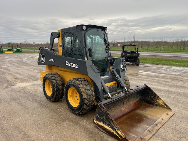 2023 John Deere 324G Image 2