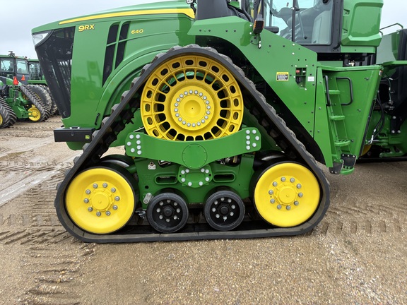 2025 John Deere 9RX 640 - Photo9