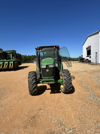 2012 John Deere 5115M Photo 3