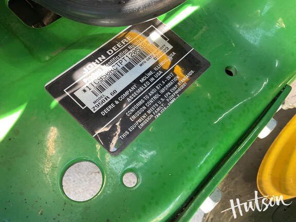 Photo of 2023 John Deere Z950R