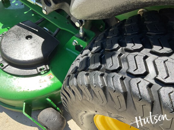 Photo of 2023 John Deere Z950R