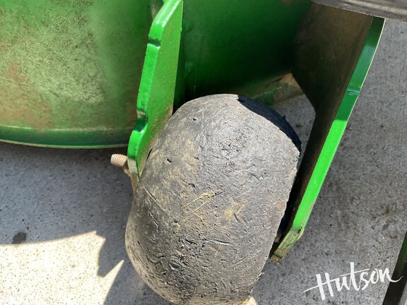 Photo of 2023 John Deere Z950R