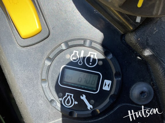 Photo of 2023 John Deere Z950R