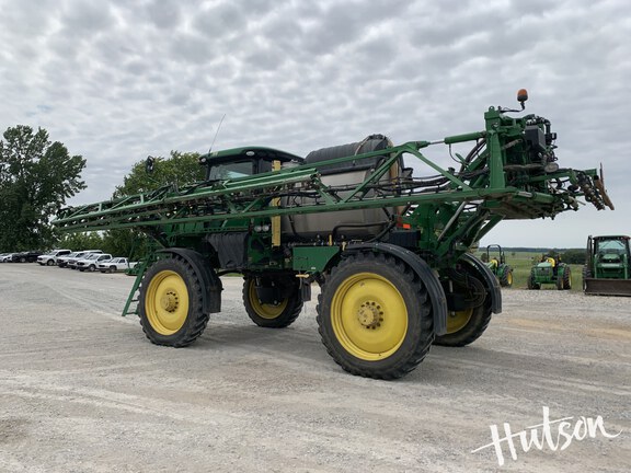 Photo of 2019 John Deere R4044