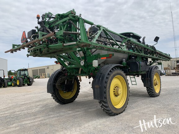 Photo of 2019 John Deere R4044