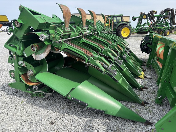 Used 2024 John Deere C12F Corn and Row Crop headers at Koenig Equipment in Urbana, OH - Photo5