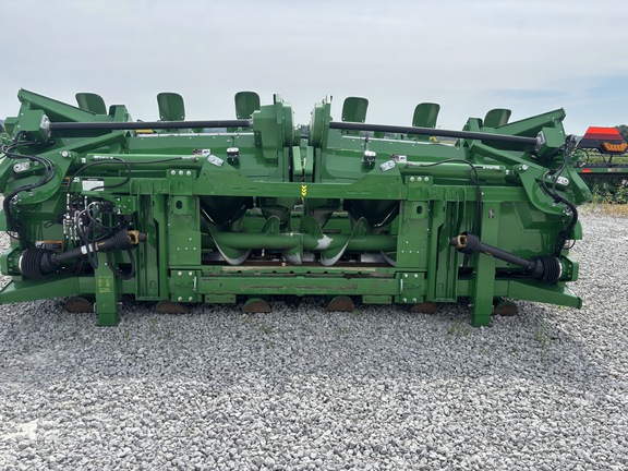 Used 2024 John Deere C12F Corn and Row Crop headers at Koenig Equipment in Urbana, OH - Photo4