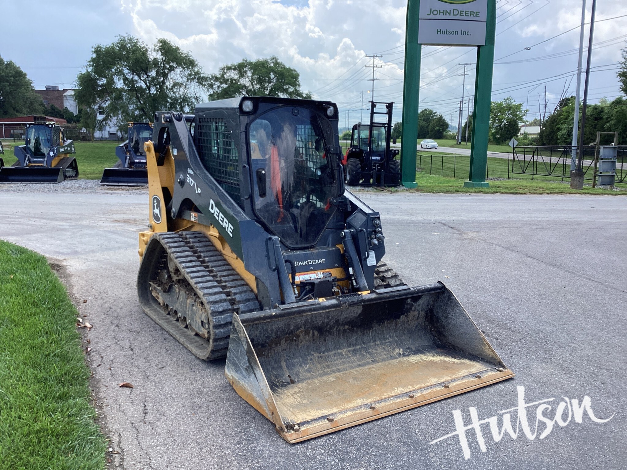2025 John Deere 317 P