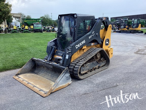 Photo of 2025 John Deere 317 P