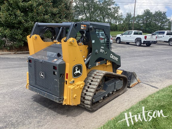 Photo of 2025 John Deere 317 P