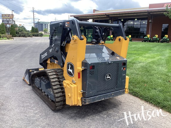 Photo of 2025 John Deere 317 P