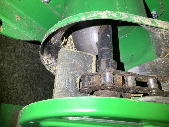 Photo of 2016 John Deere S670