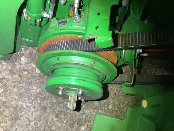 Photo of 2016 John Deere S670