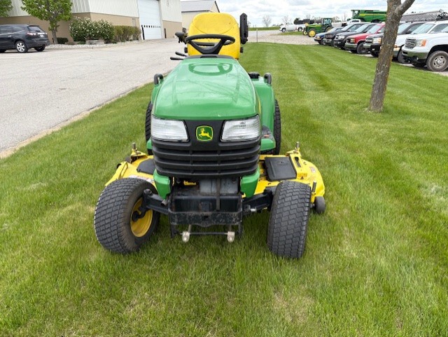 2009 John Deere X720 Image 2