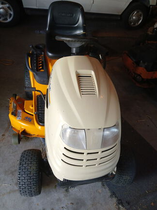 Photo of 2007 Cub Cadet LT1045