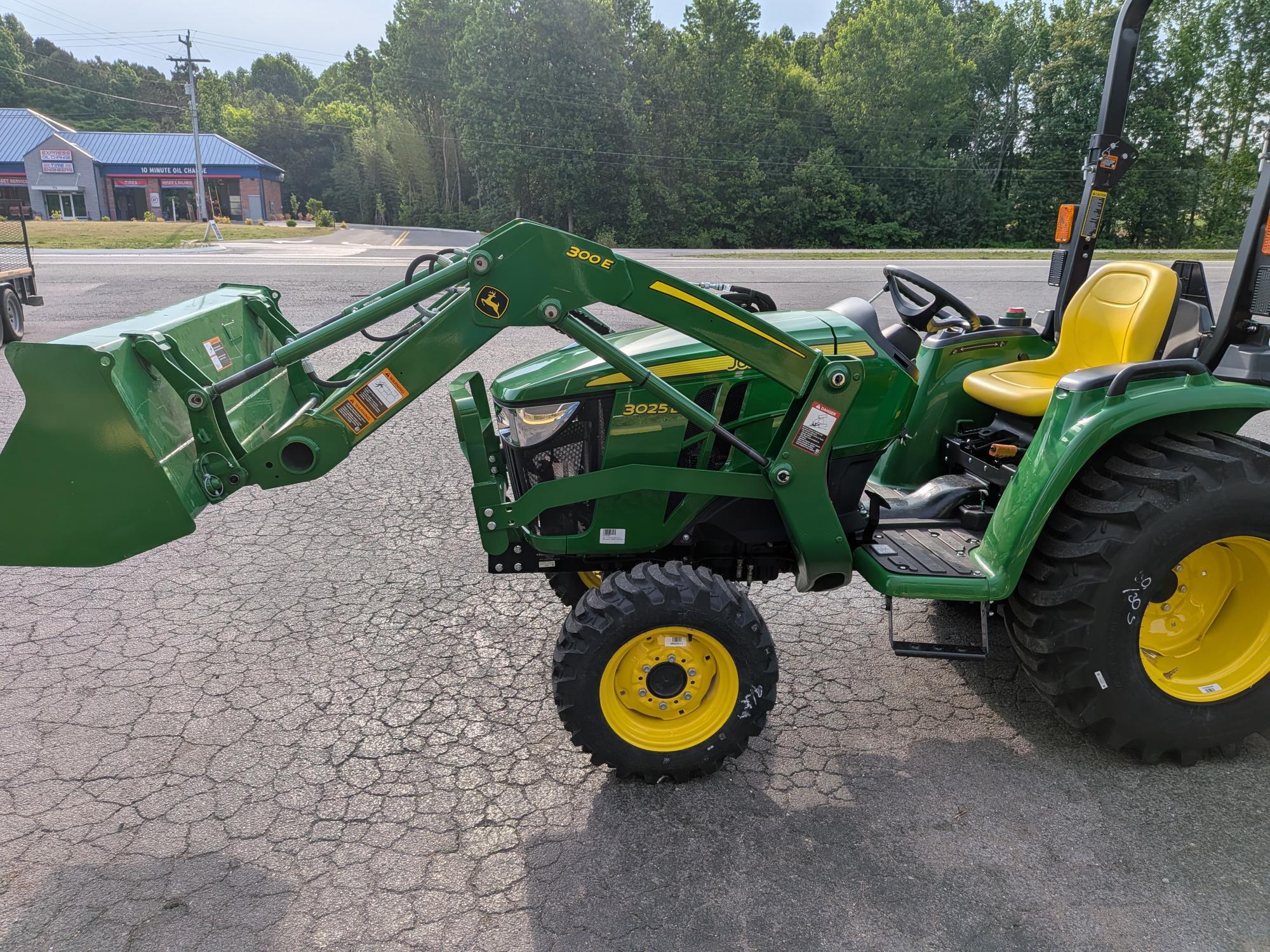 2025 John Deere 3025E