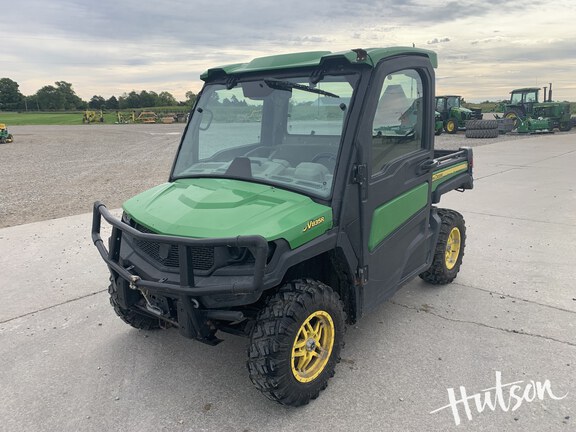 Photo of 2018 John Deere XUV 835R