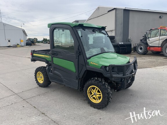 Photo of 2018 John Deere XUV 835R