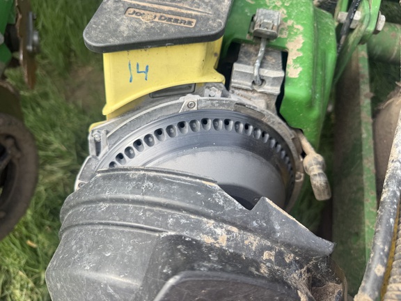 2015 John Deere 1775NT - Photo16