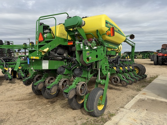 2015 John Deere 1775NT - Photo2