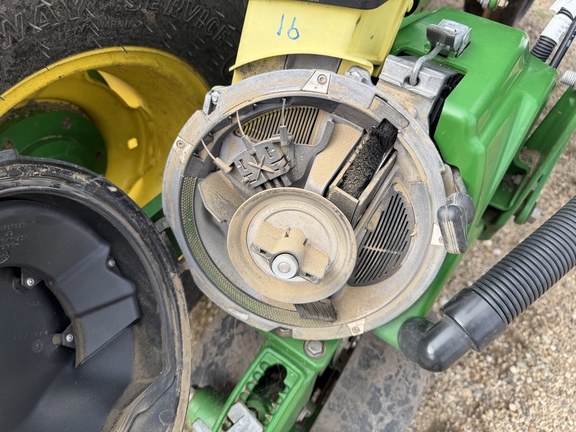 2015 John Deere 1775NT - Photo23