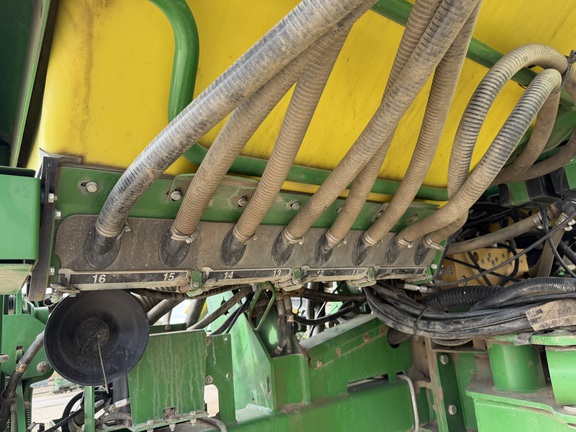 2015 John Deere 1775NT - Photo27