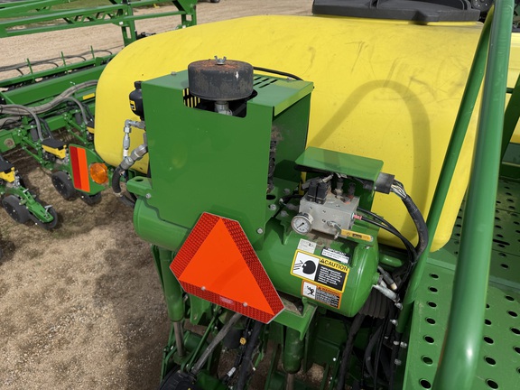 2015 John Deere 1775NT - Photo31