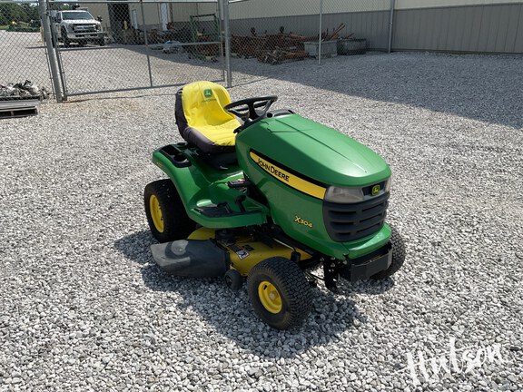Photo of 2006 John Deere X304
