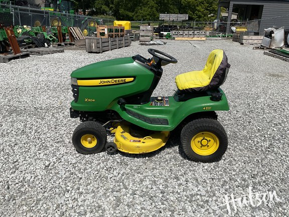 Photo of 2006 John Deere X304